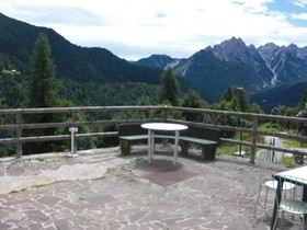 La Caminatha