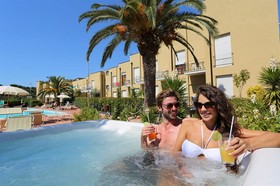 Le Acacie Hotel & Residence