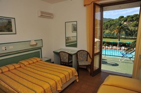 Le Acacie Hotel & Residence