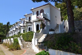 Cala di Mola Hotel