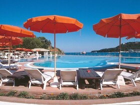 Cala di Mola Hotel