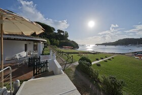 Cala di Mola Hotel