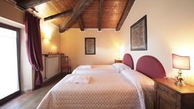 Italianway - T'Allicon Charming House