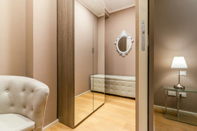 051 Suites