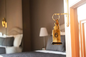 051 Suites