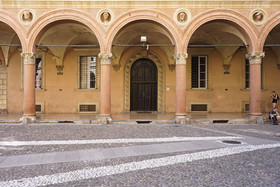 Casa Isolani