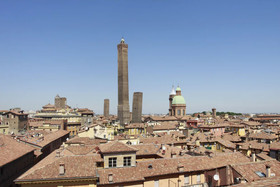 Casa Isolani