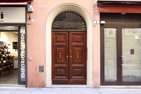 Casa Isolani Piazza Maggiore 1.0