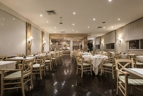 FlyOn Hotel & Conference Center