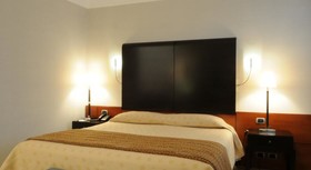 FlyOn Hotel & Conference Center