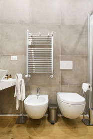 GetTheKey San Vitale Apartment