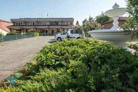 Hotel Route 9