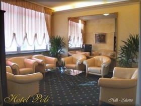 Hotel Poli