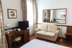 Phi Hotel Dei Medaglioni