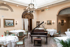 Phi Hotel Dei Medaglioni