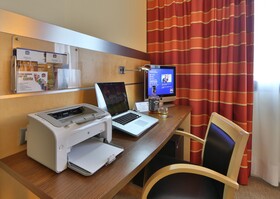 Best Western Palace Inn Hotel