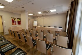Best Western Palace Inn Hotel