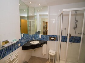 Best Western Palace Inn Hotel