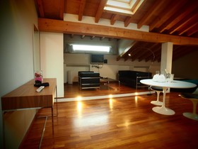 Parizzi Suites & Studio