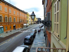 Parizzi Suites & Studio