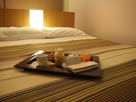 Parizzi Suites & Studio