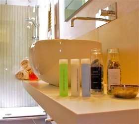 Parizzi Suites & Studio