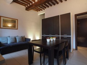 Parizzi Suites & Studio