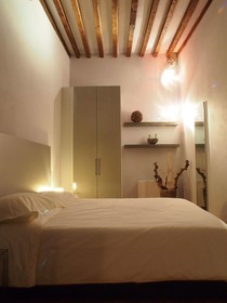 Parizzi Suites & Studio