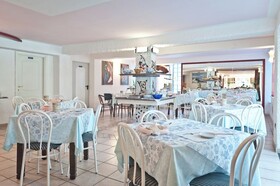 Hotel Antony
