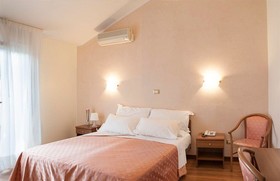 IPoint Hotel Bologna