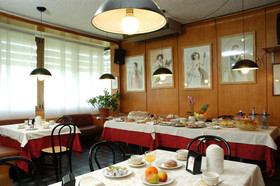 Hotel Ristorante Tre Galletti