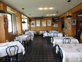 Hotel Ristorante Tre Galletti