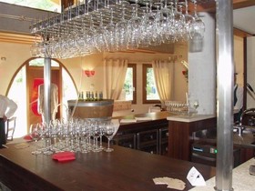 Accademia Vine Lodge