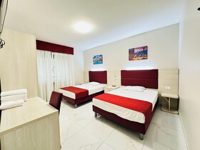 Hotel Dream Hub