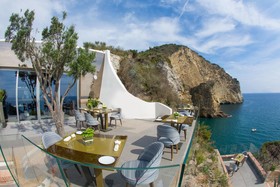 Cala Moresca Hotel