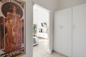 Naro Suites And Rooms