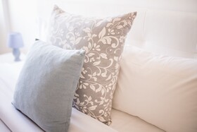 Naro Suites And Rooms