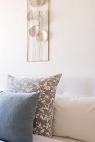 Naro Suites And Rooms