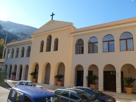 Ancelle Sorrento - Casa d'Accoglienza
