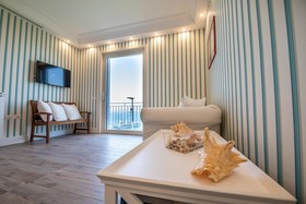 Le Fratte Luxury Home