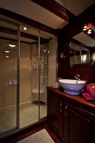 Plaghia Charter Boat&Breakfast