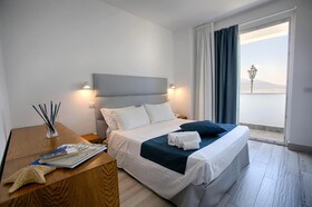 Relais Manfredi Hotel & Restauranat