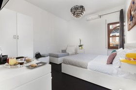 Herculaneum Hotel & Maison