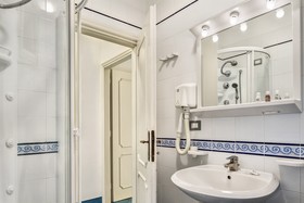 Blue-Wave Experience Resort