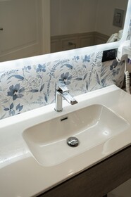 Apartments Hotel Real Suite Napoli Chiaia Mergellina