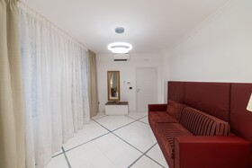 Apartments Hotel Real Suite Napoli Chiaia Mergellina