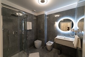 Apartments Hotel Real Suite Napoli Chiaia Mergellina