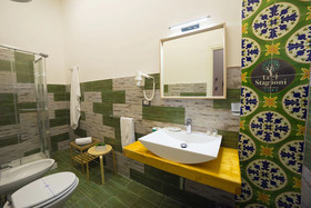 B&B Le 4 Stagioni Dante’s Suites