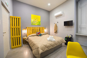 B&B Le 4 Stagioni Dante’s Suites