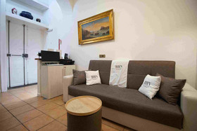 Carafa's Central Apartments